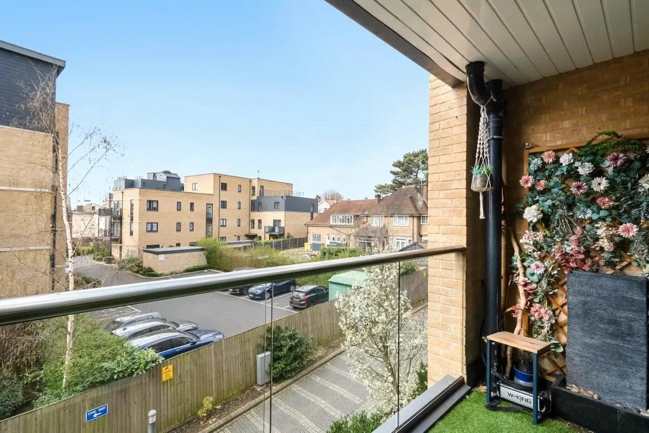 London Road, Isleworth, TW7, photo 2