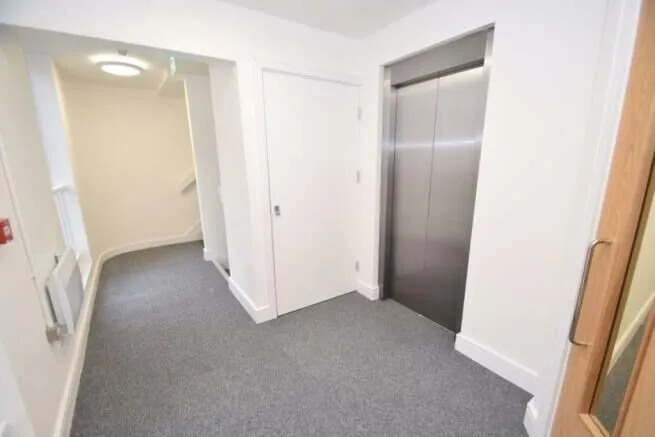 Desborough Road, High Wycombe, HP11, photo 5