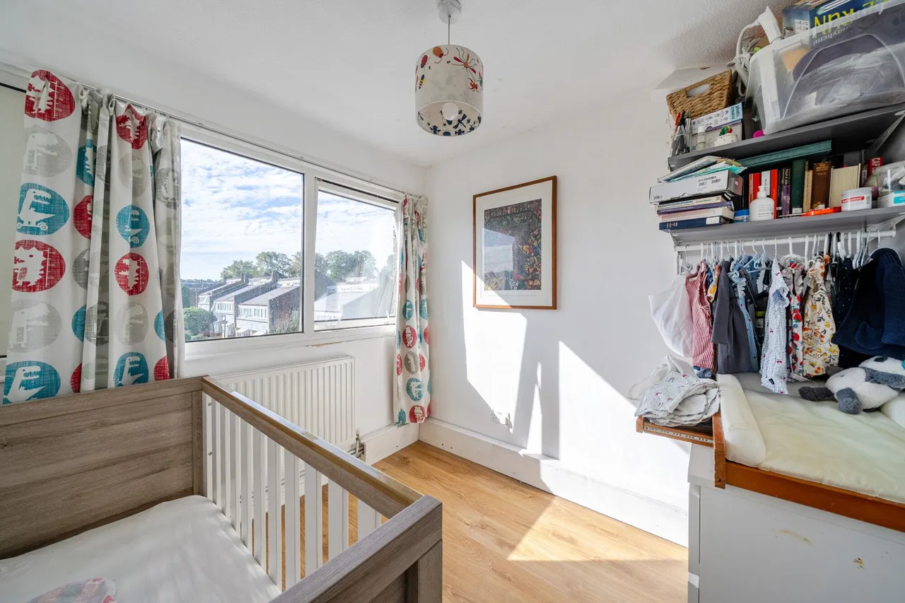 Woodvale Walk, SE27, photo 11