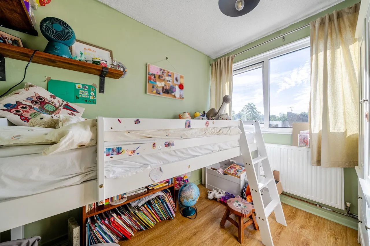 Woodvale Walk, SE27, photo 12