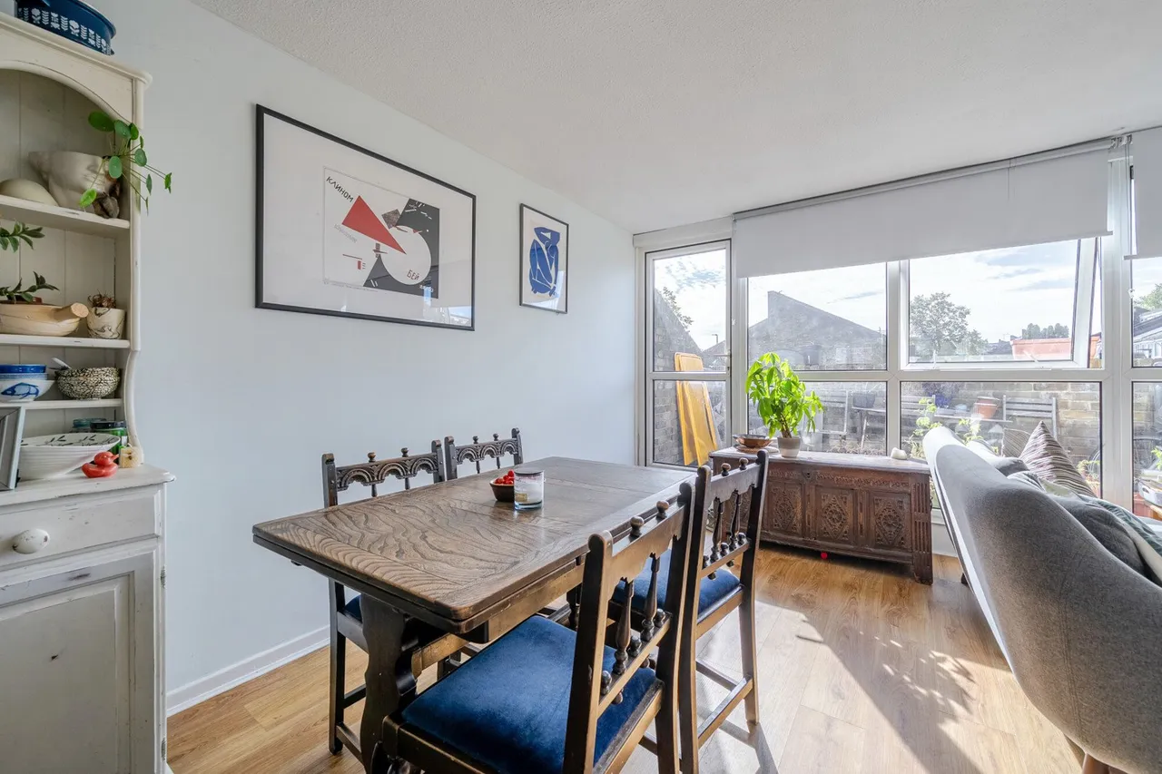 Woodvale Walk, SE27, photo 13