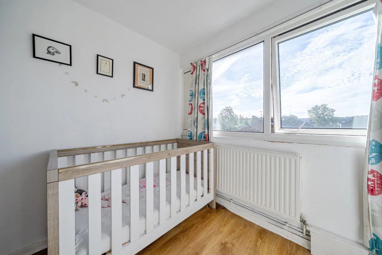Woodvale Walk, SE27, photo 9