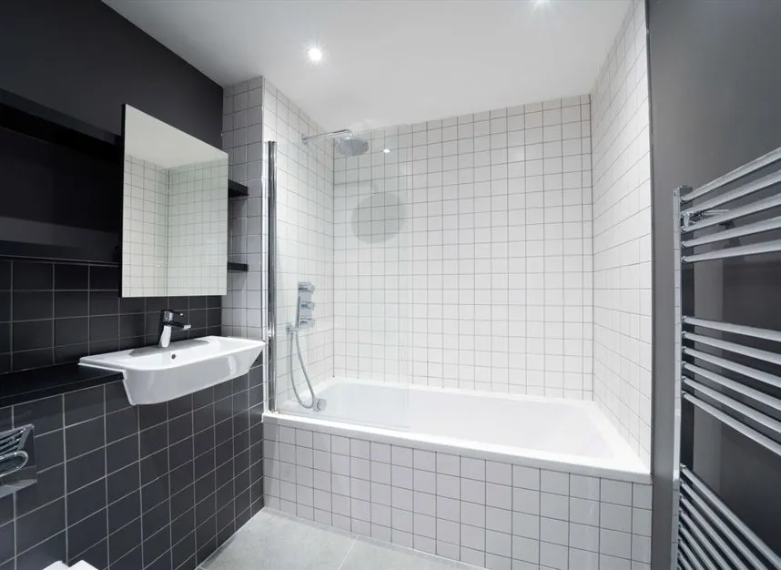 Poplar High Street, Blackwall, E14, photo 6