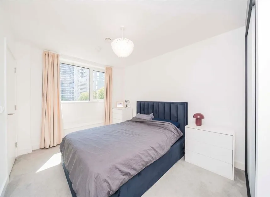 Poplar High Street, Blackwall, E14, photo 5