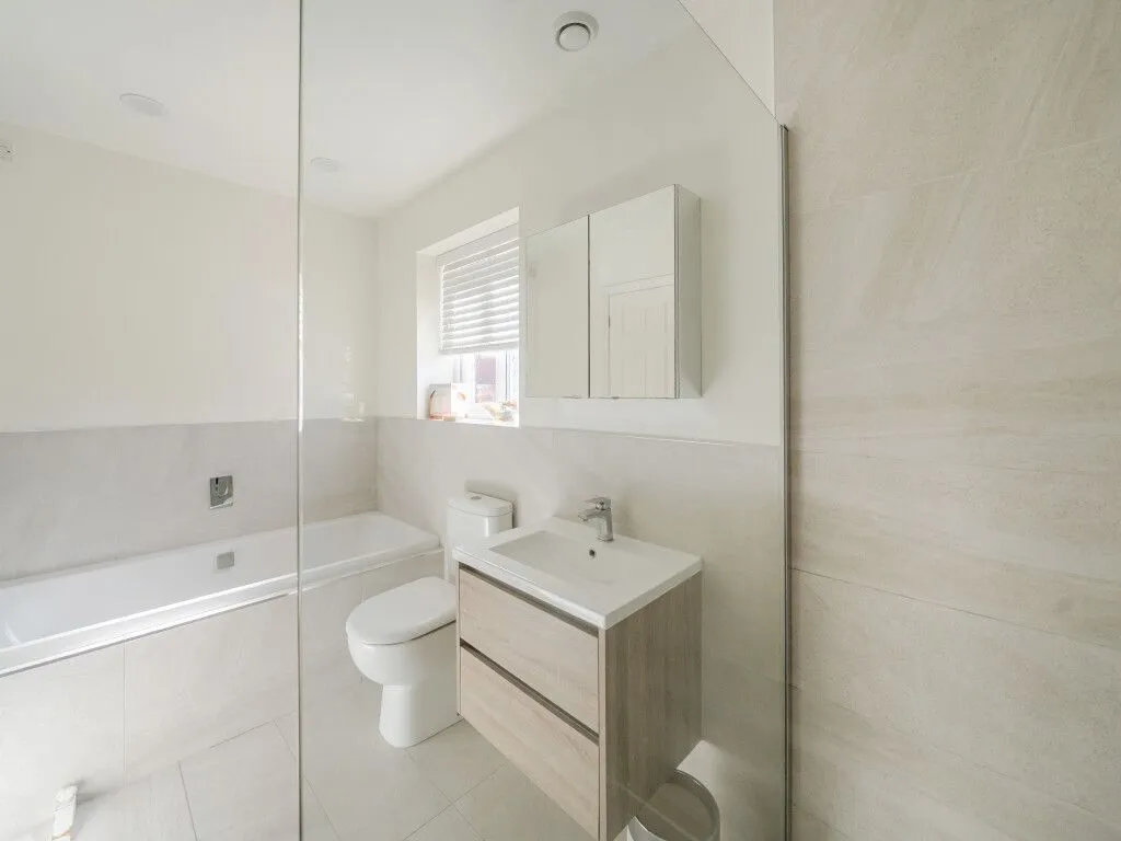 Chevet Grove, Wakefield, WF2, photo 11