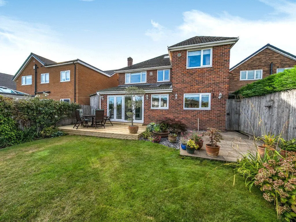 Chevet Grove, Wakefield, WF2, photo 25