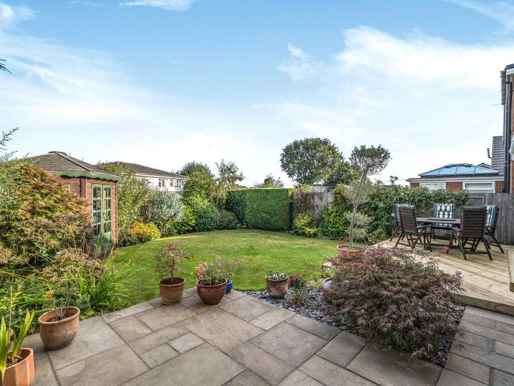 Chevet Grove, Wakefield, WF2, photo 26