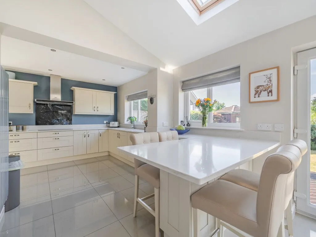 Chevet Grove, Wakefield, WF2, photo 4