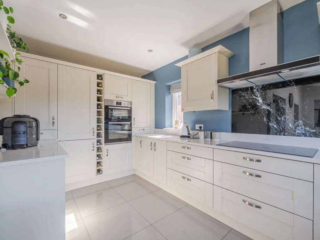 Chevet Grove, Wakefield, WF2, photo 15