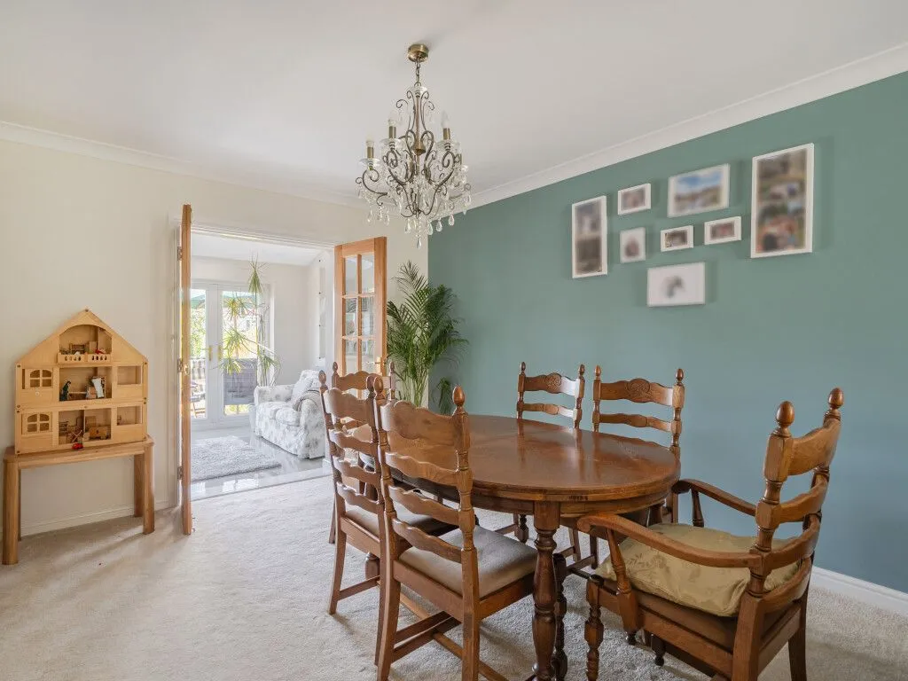 Chevet Grove, Wakefield, WF2, photo 7