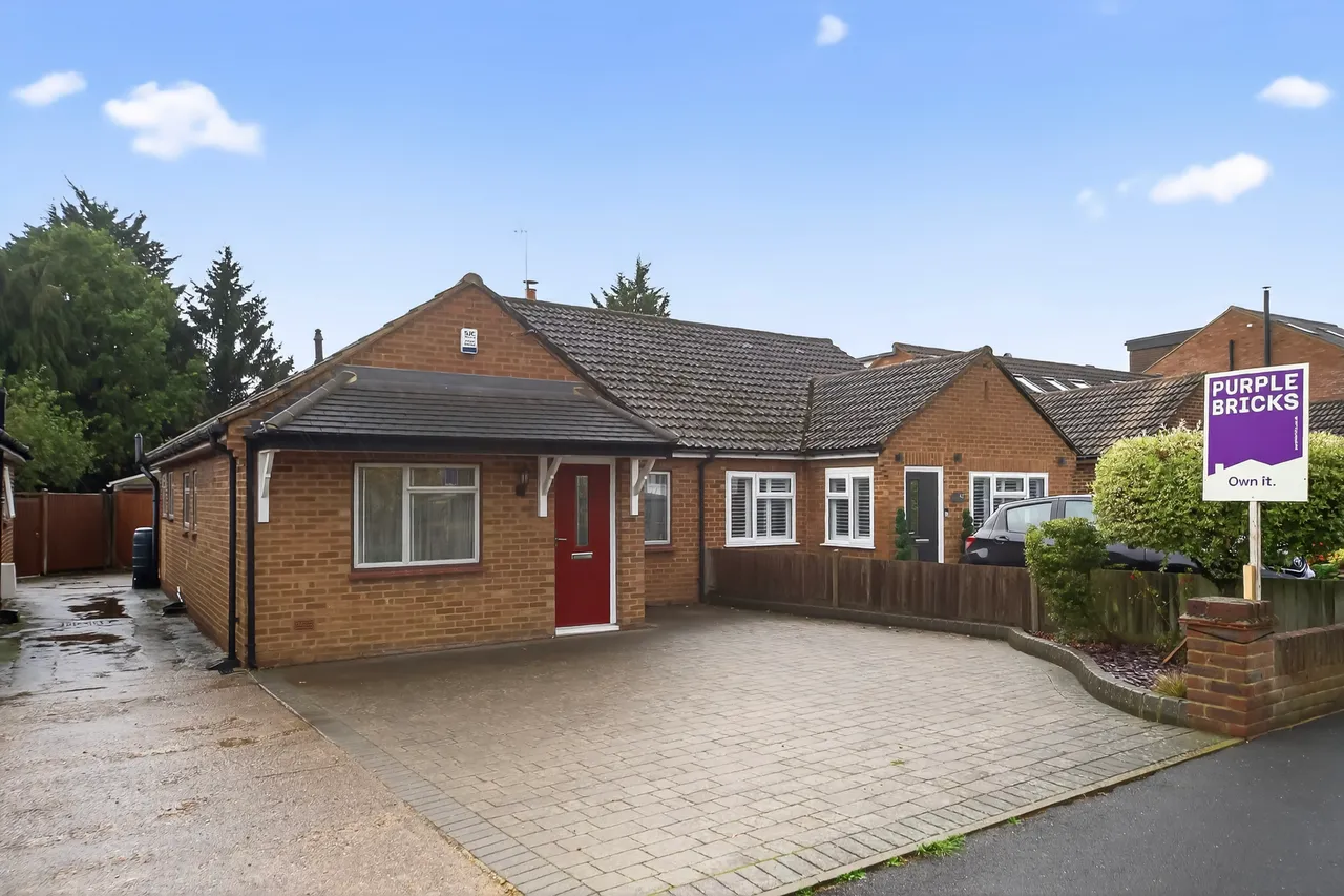 3 bed house for sale, Millcrest Road, Waltham Cross, EN7