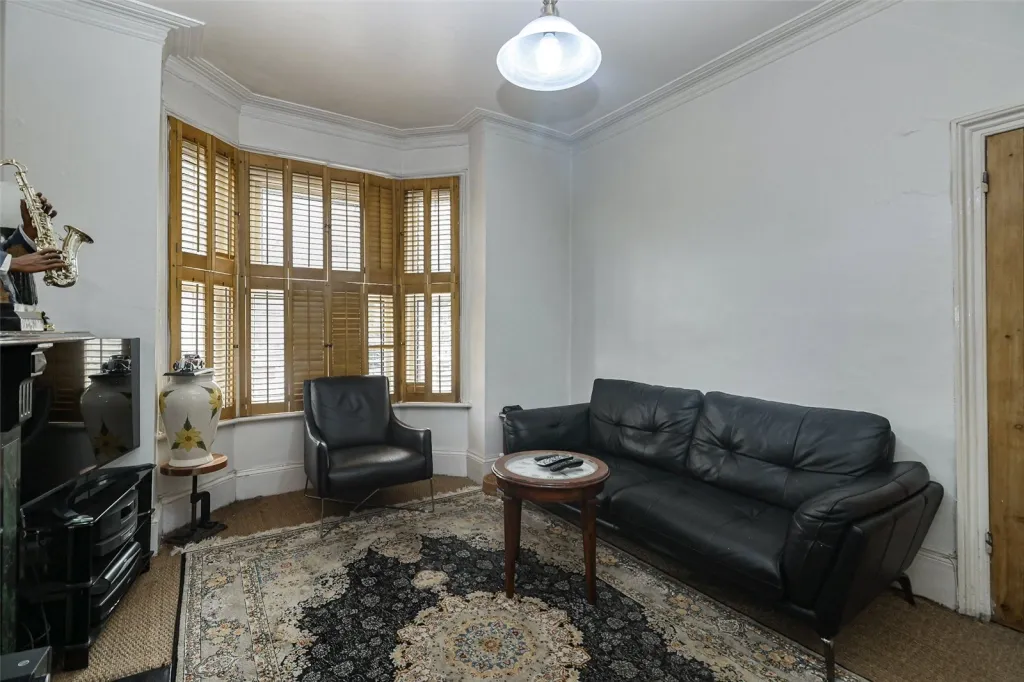 3 bed house for sale, Purrett Road, Plumstead, SE18
