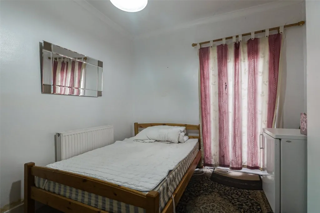 Purrett Road, Plumstead, SE18, photo 5