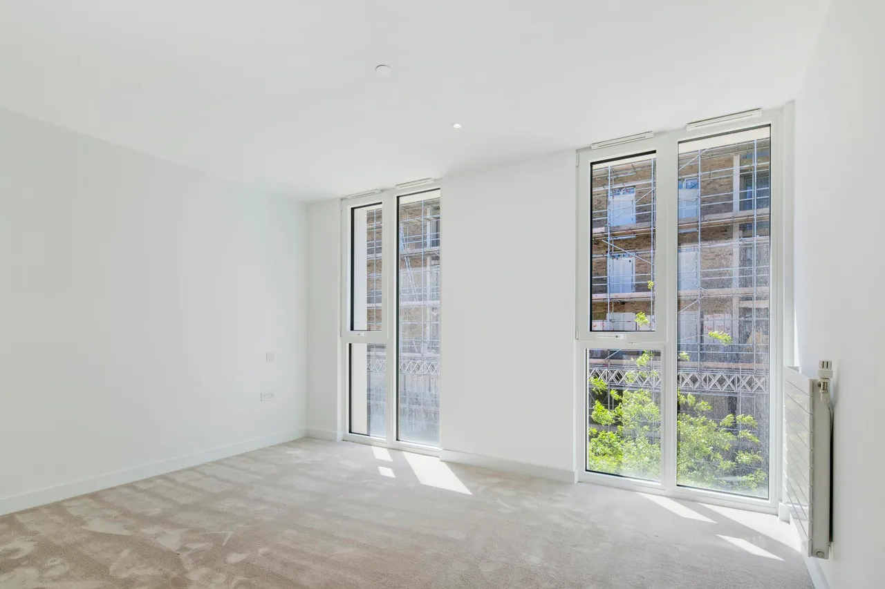 Royal Crest Avenue, Royal Wharf, E16, photo 6