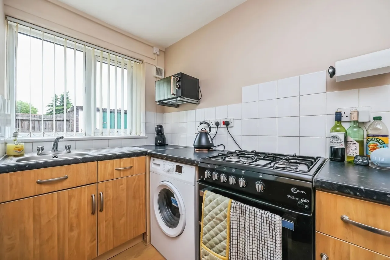Glapton Lane, Nottingham, Nottinghamshire, NG11, photo 2