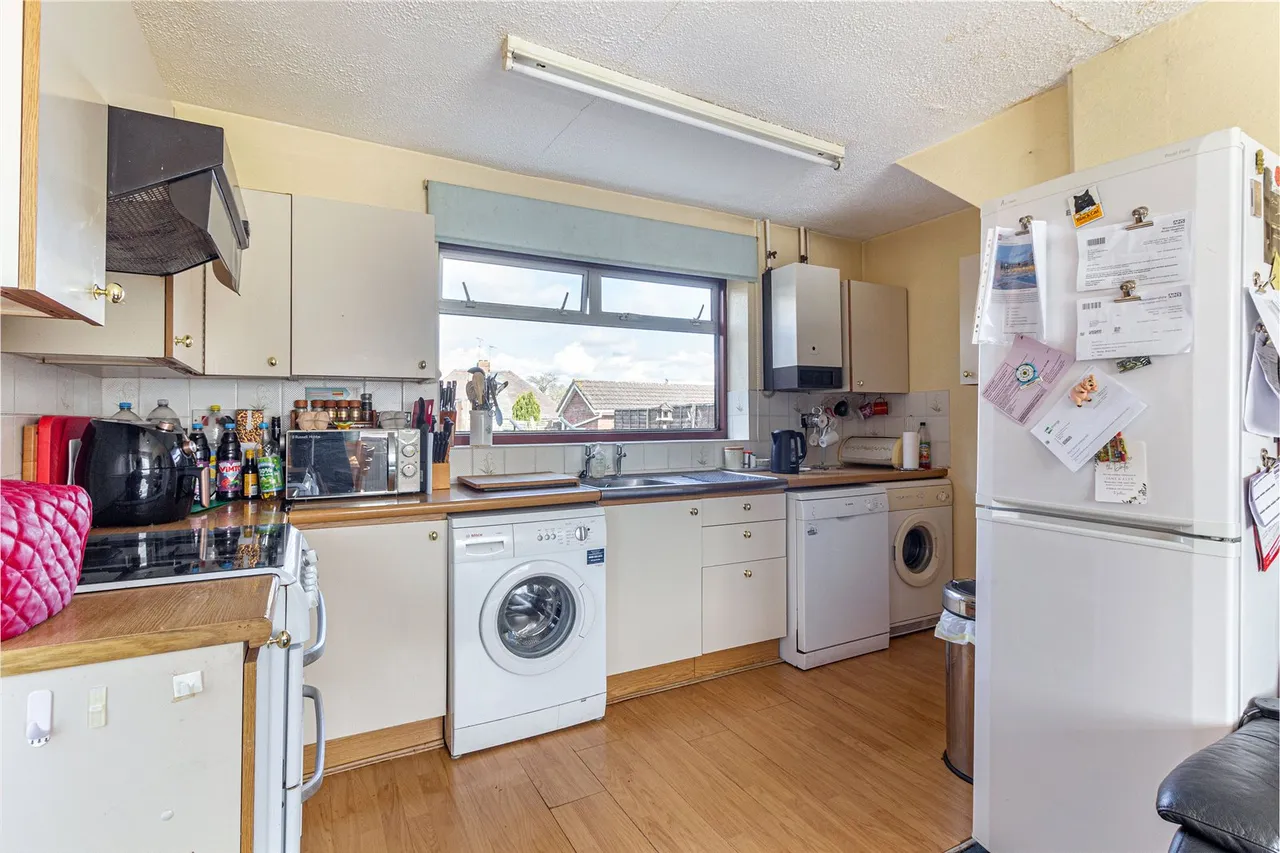 Greenlands Avenue, Greenlands, Redditch, Worcestershire, B98 7PZ, photo 3