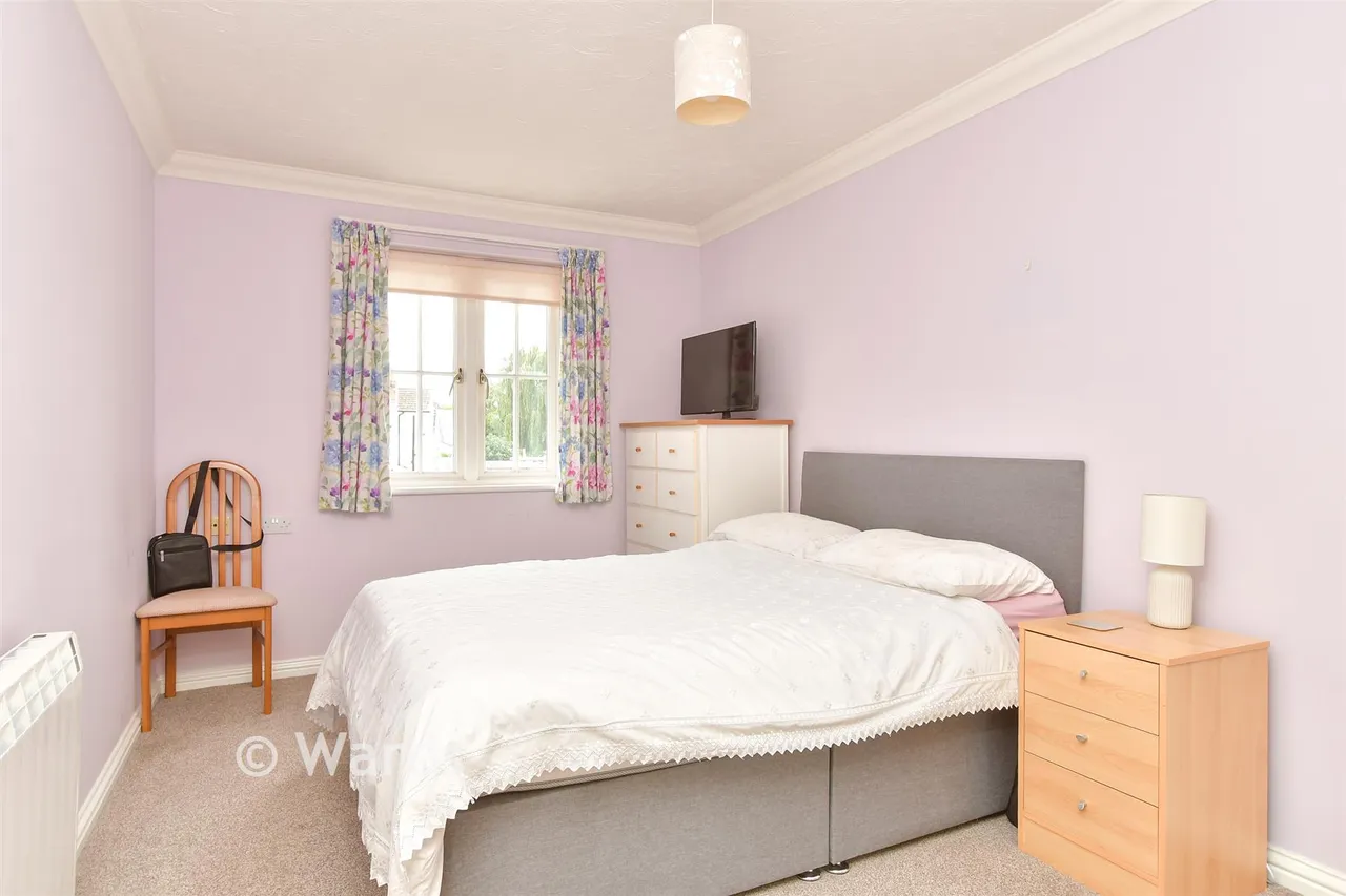 East Street, Faversham, ME13, photo 4