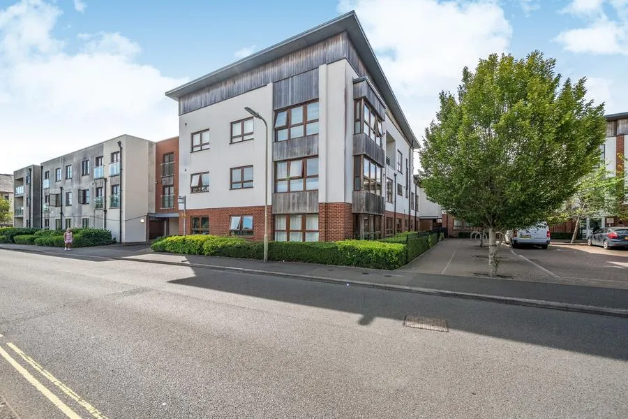 Park Prewett Road, Basingstoke, RG24, photo 21