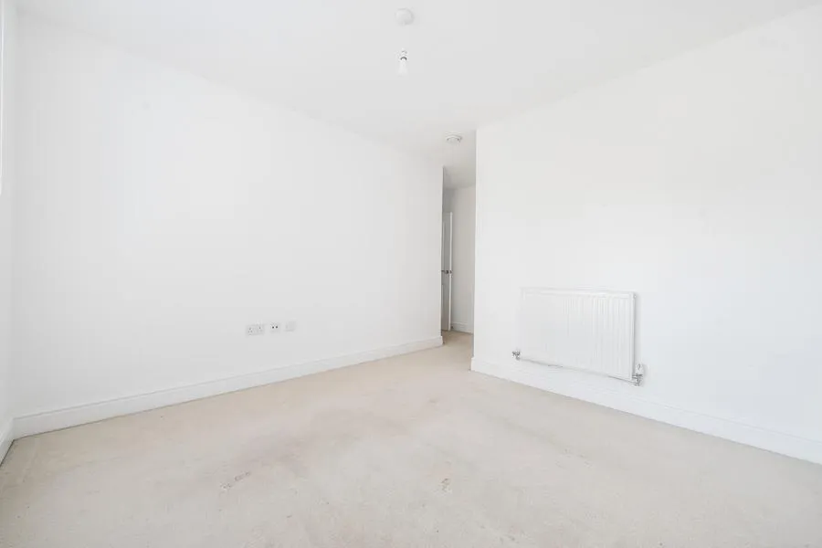 Park Prewett Road, Basingstoke, RG24, photo 19