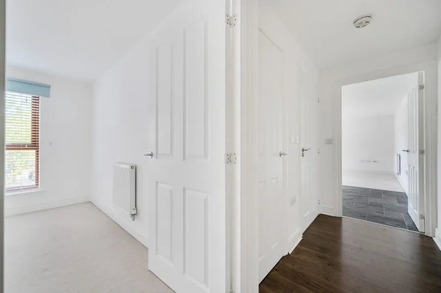Park Prewett Road, Basingstoke, RG24, photo 12
