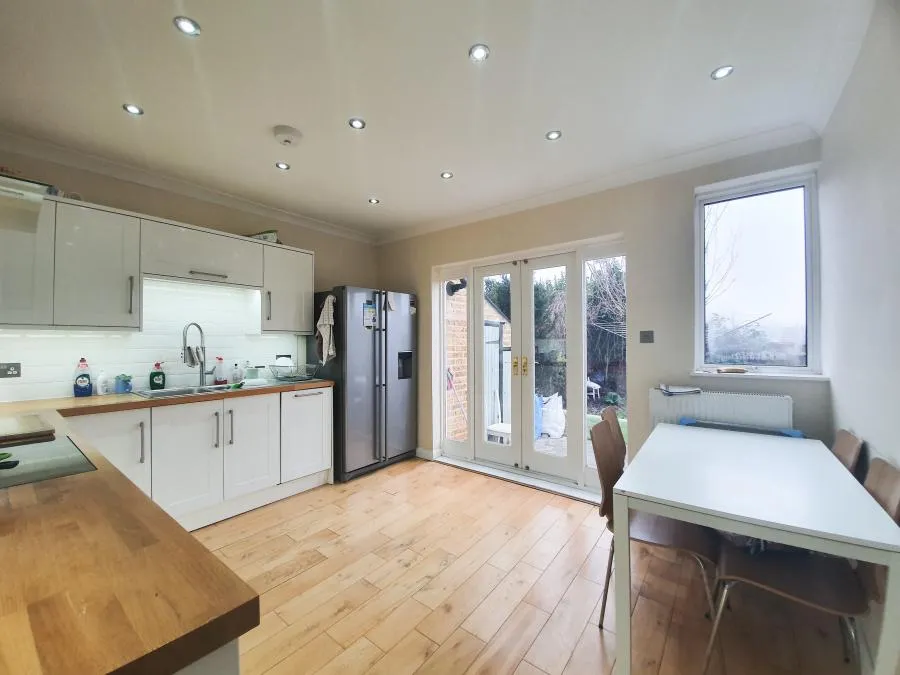 Kings Chase, Brentwood, CM14, photo 5
