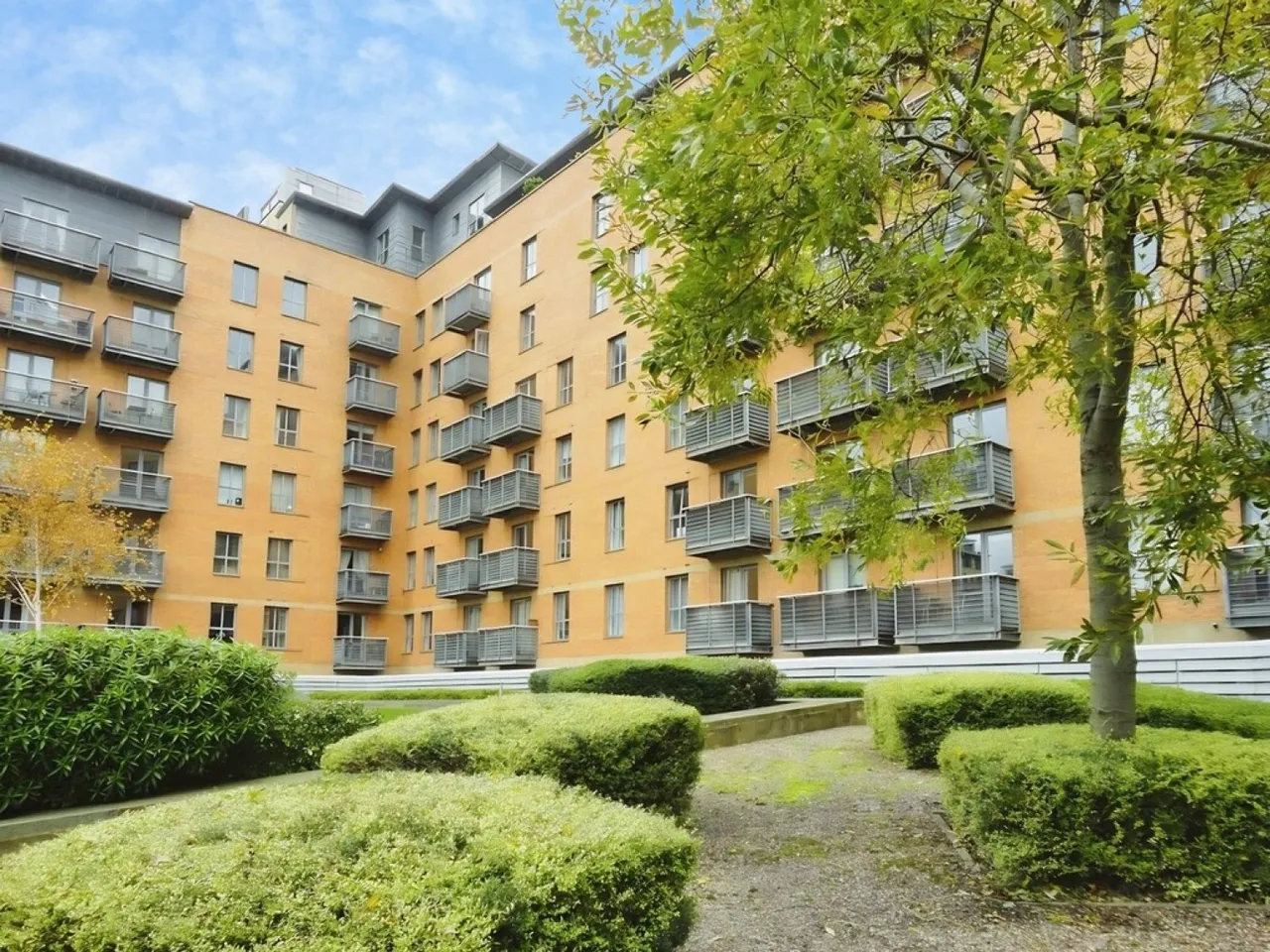 Merchants Quay, LS9, photo 14
