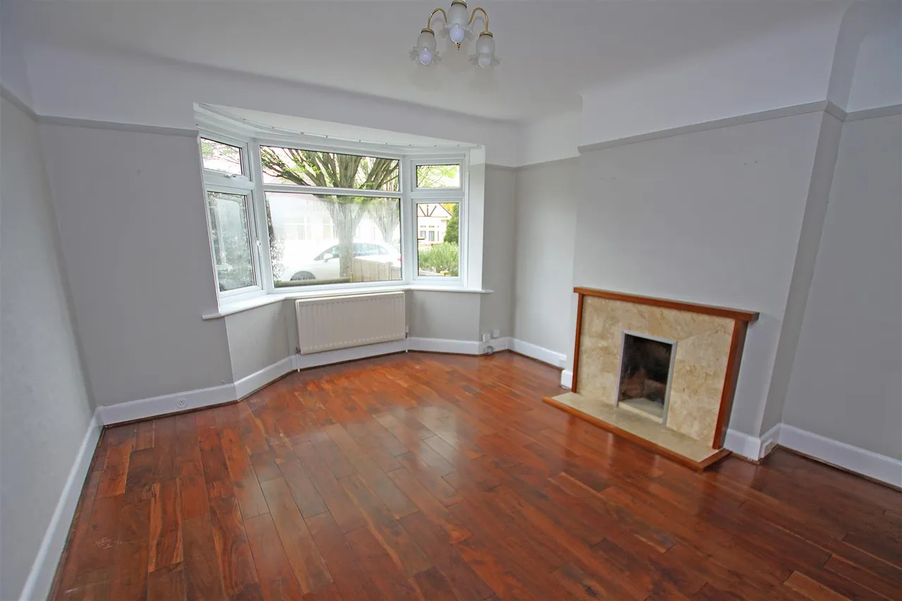 Claremont Avenue, Bournemouth, BH9, photo 3