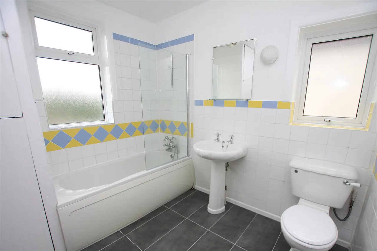 Claremont Avenue, Bournemouth, BH9, photo 12