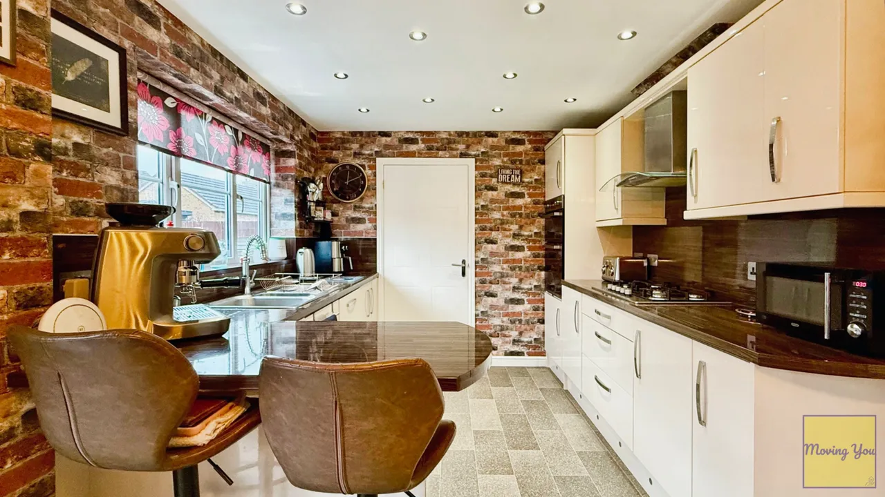 Llys Ael Y Bryn, Birchgrove, Swansea, SA7, photo 6