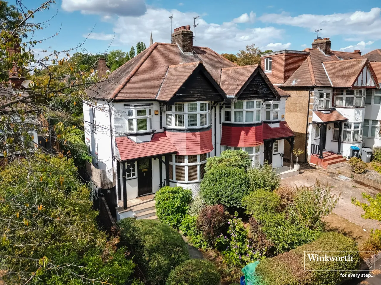 Birchen Grove, Kingsbury, London, NW9, photo 3