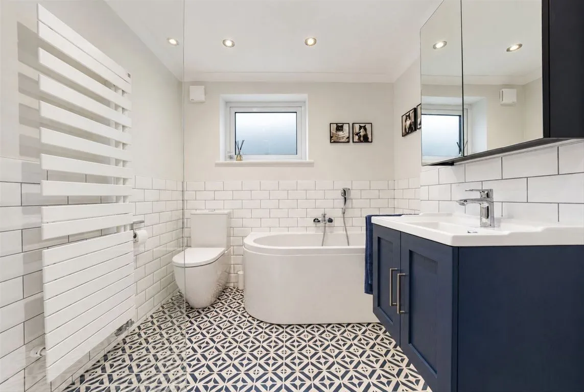 Elmgrove Road, Weybridge, KT13, photo 8