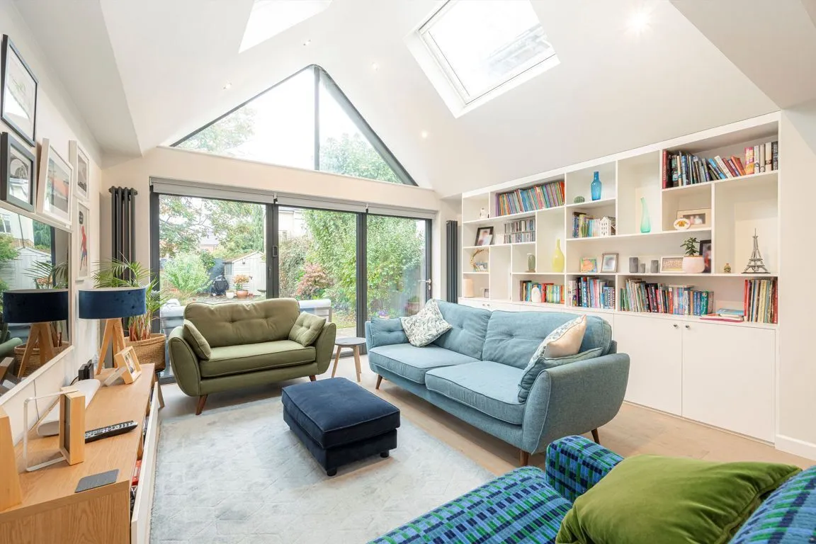 Elmgrove Road, Weybridge, KT13, photo 2
