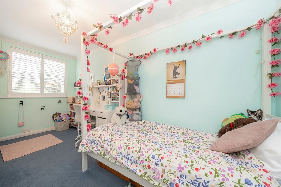 Elmgrove Road, Weybridge, KT13, photo 7