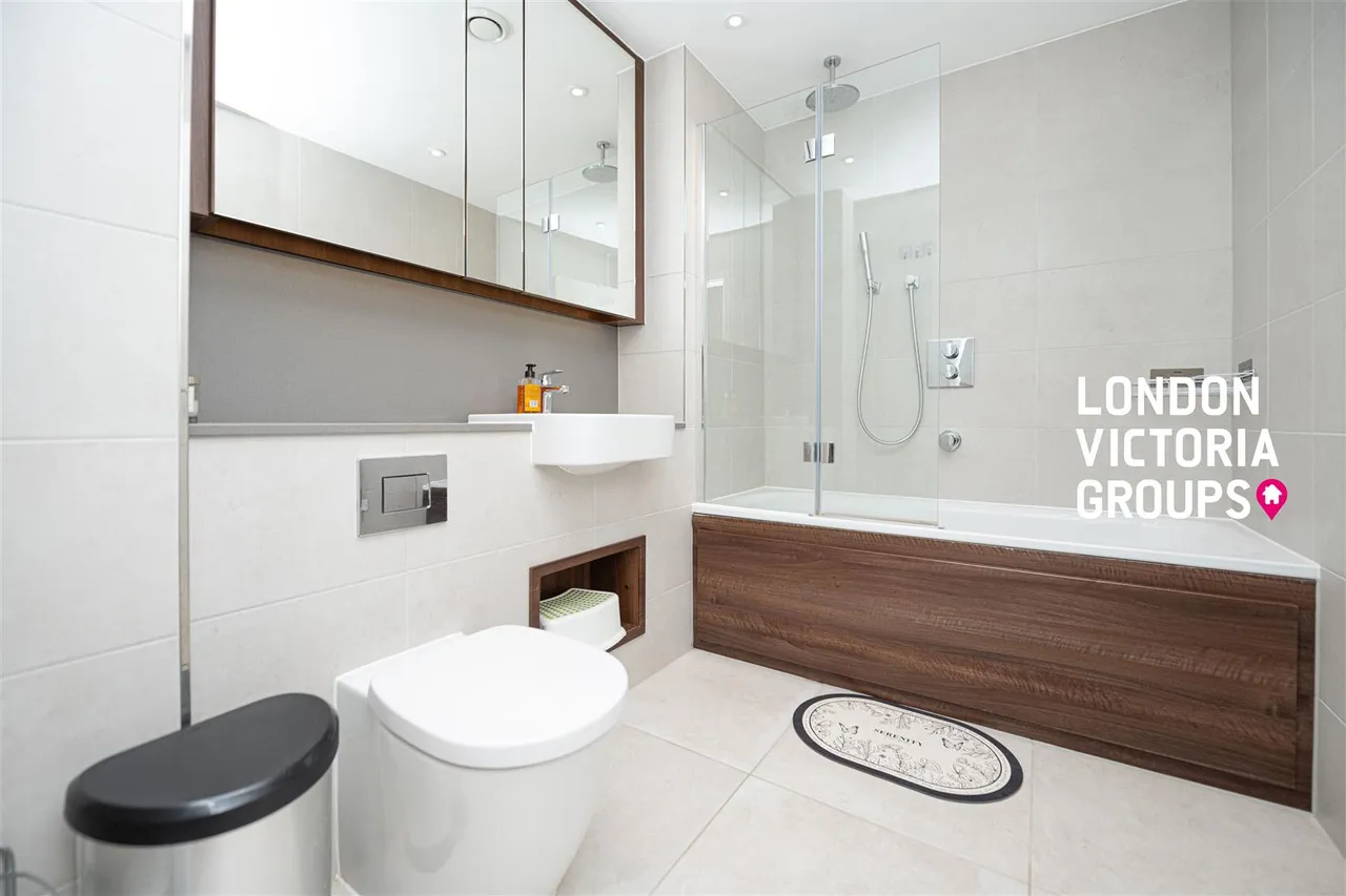 Pipit Drive, London, photo 21