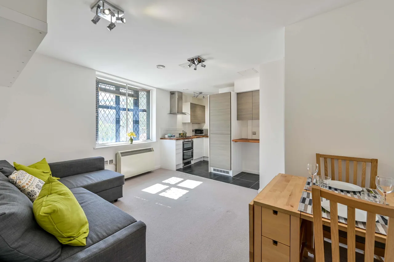 Kingston Upon Thames, KT1, photo 2