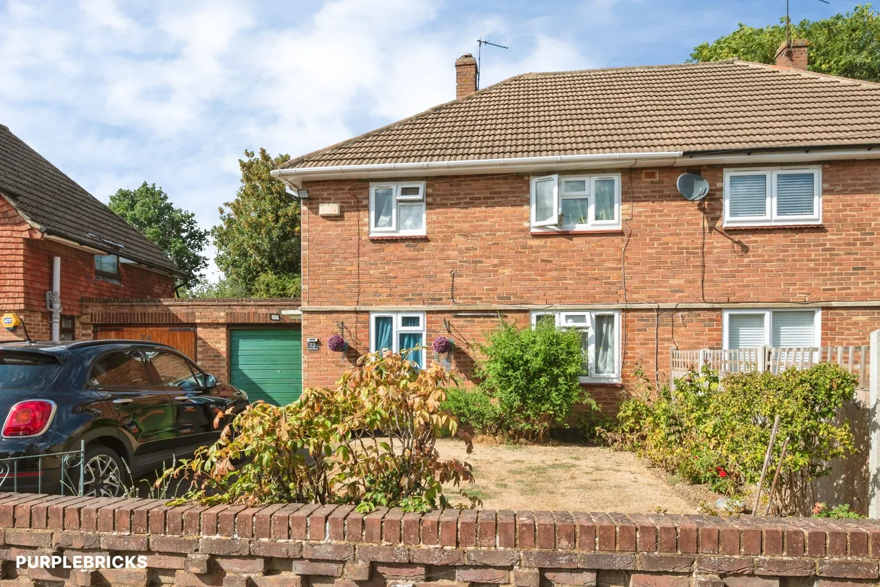 Pound Crescent, Leatherhead, KT22, photo 18