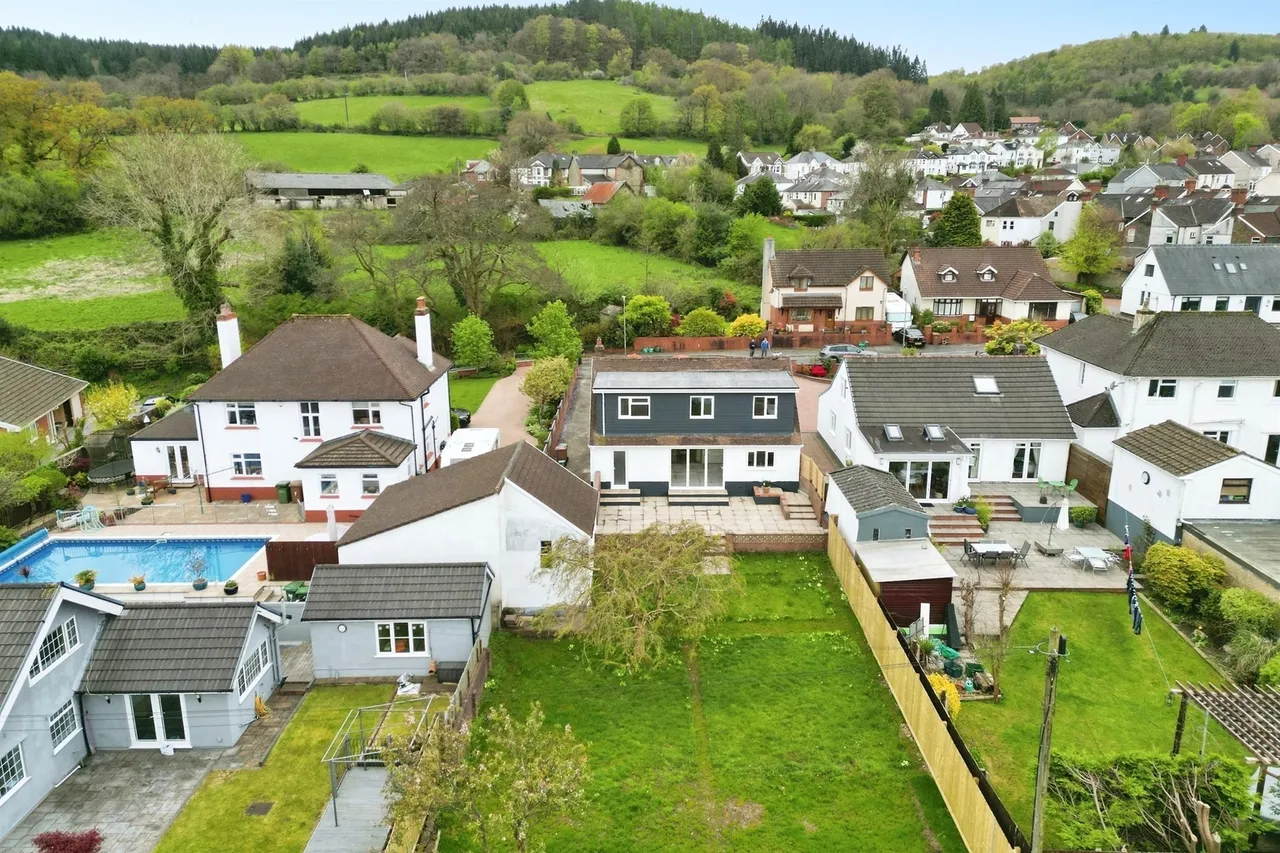 Dan-Y-Coed Caerphilly, CF83, photo 2