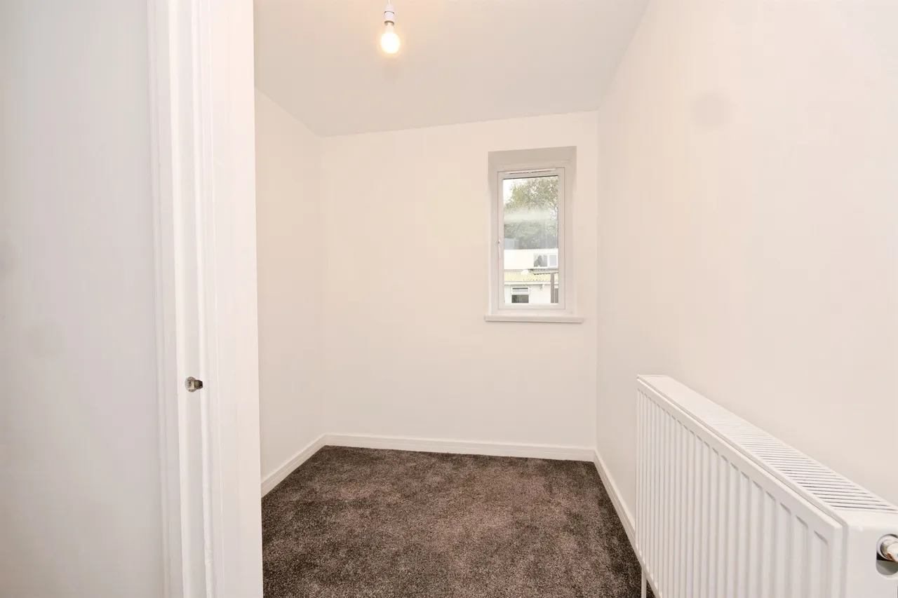 New Road, Bridgend, CF33, photo 9