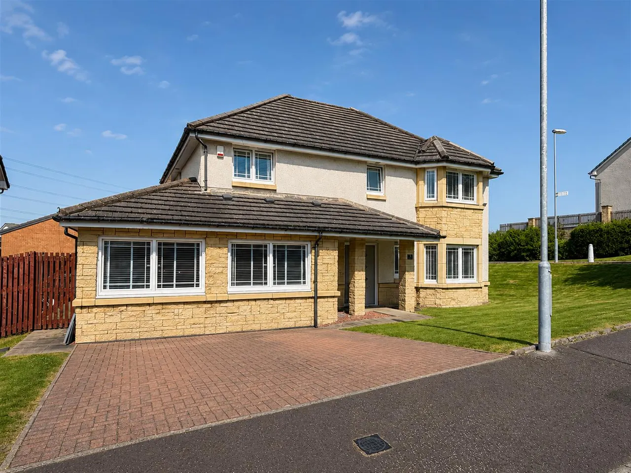 5 bed house for sale — Greenoakhill Road, Uddingston, Glasgow, G71 7PS