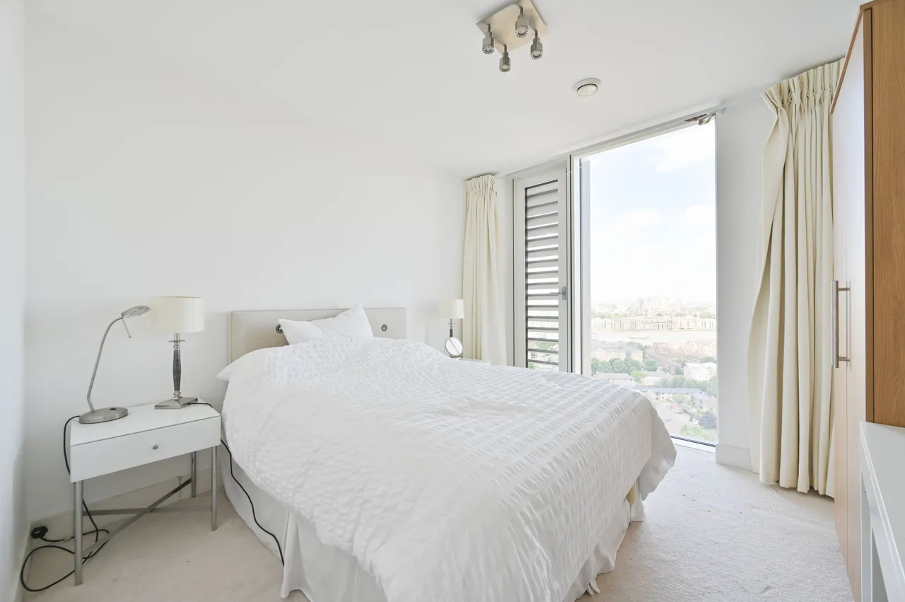 98 Ontario Point, Maple Quays, 28 Surrey Quays Road, London, photo 7