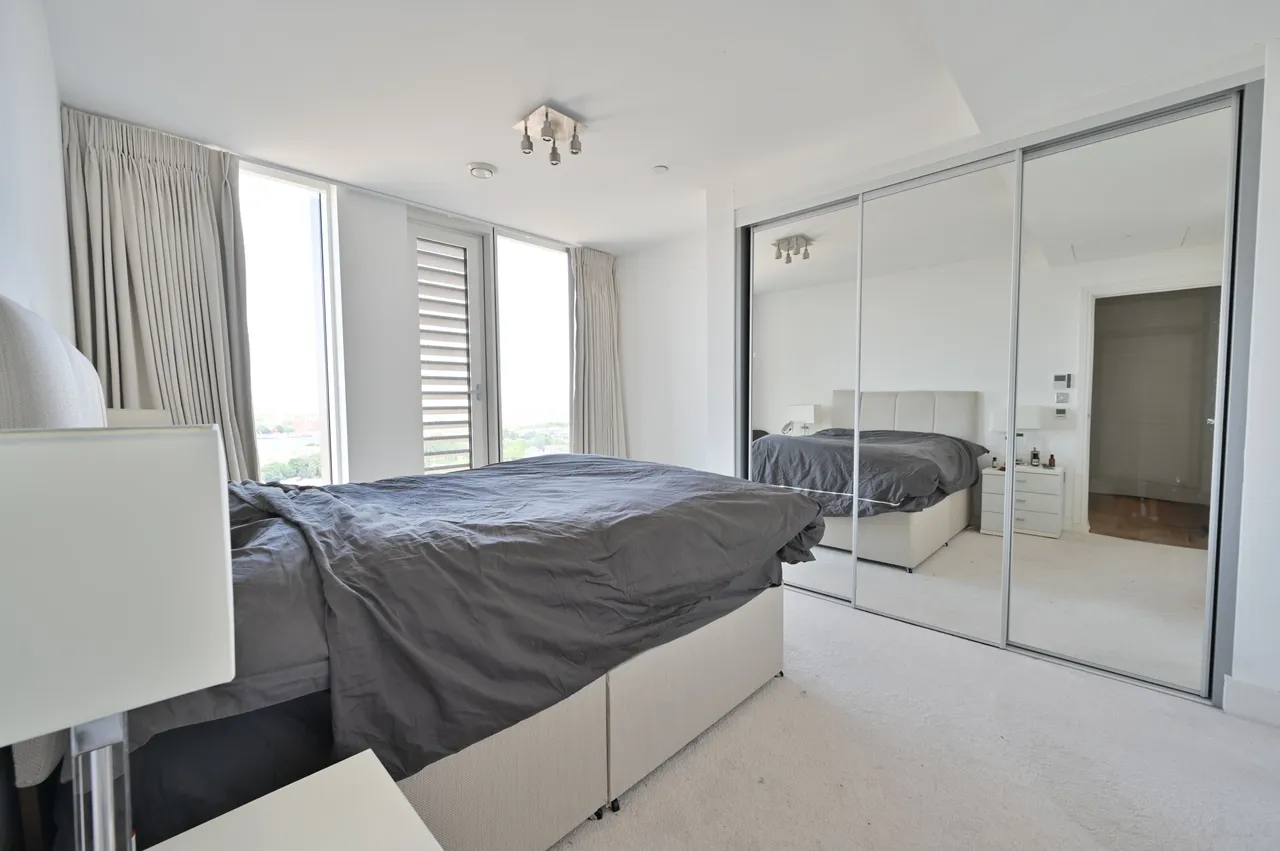 98 Ontario Point, Maple Quays, 28 Surrey Quays Road, London, photo 5