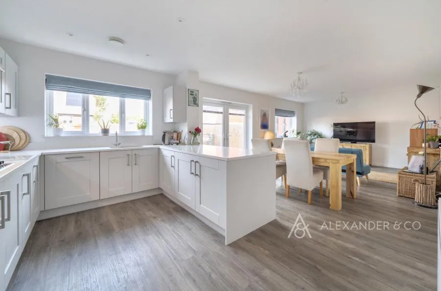 Brickyard Drive, Winslow, MK18, photo 3
