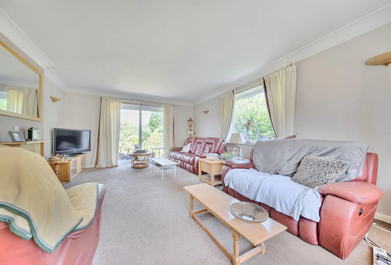 Woodroyd Avenue, Horley, RH6 7EF, photo 13