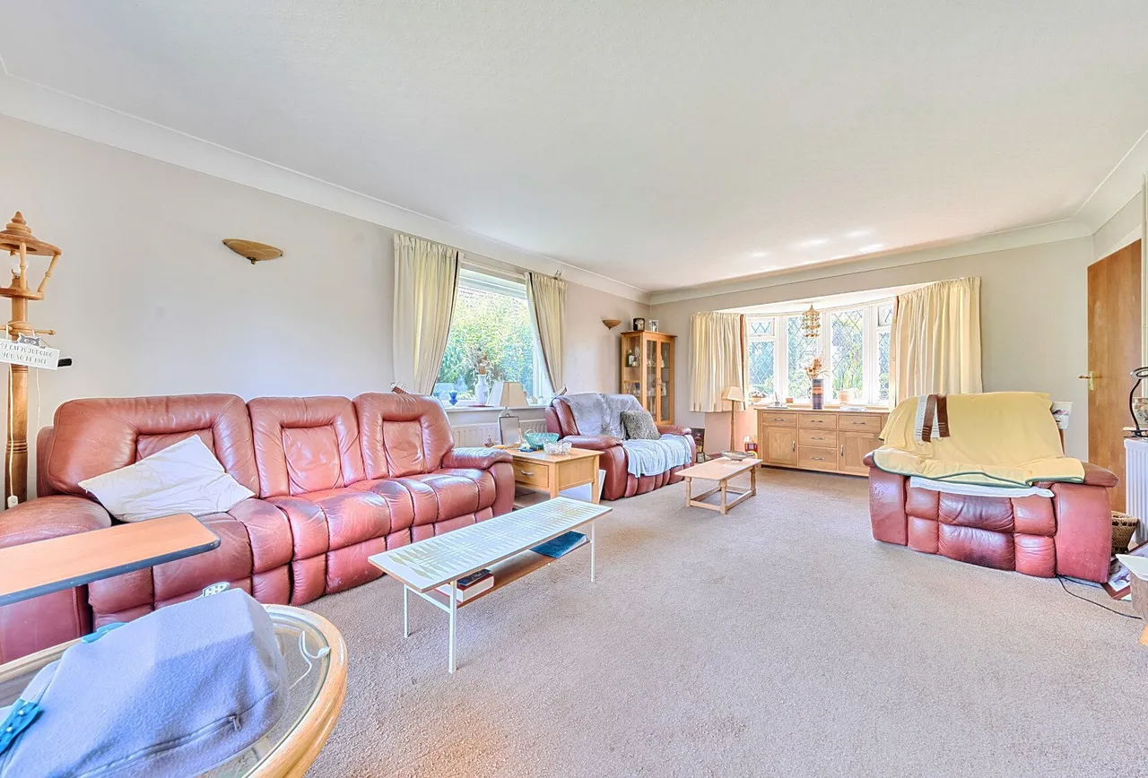 Woodroyd Avenue, Horley, RH6 7EF, photo 7