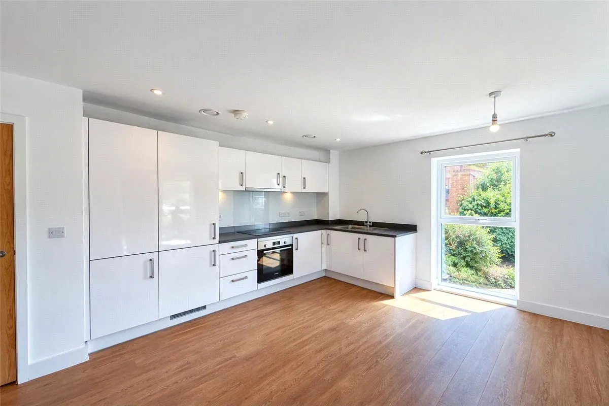 Atlas Way, Oakgrove, MK10, photo 5
