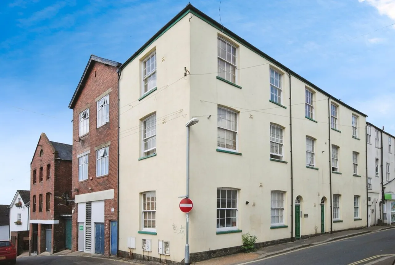 1 bed flat for sale, King Street, EX1