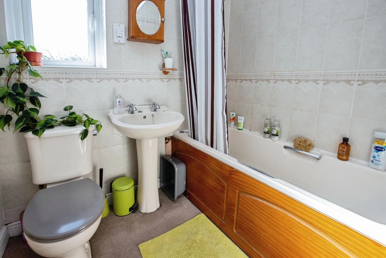 Penrose Court, Selston, NG16, photo 19