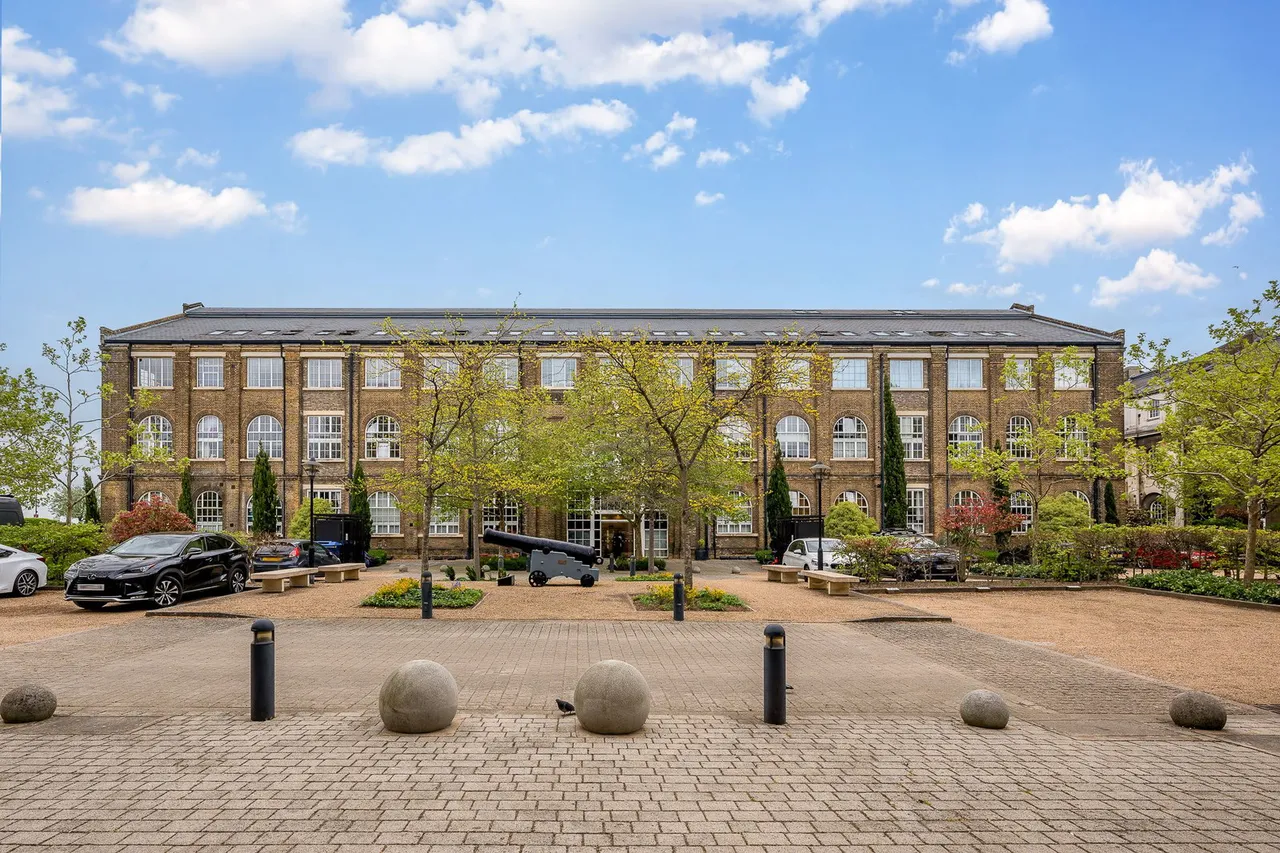 2 bed flat for sale, Marlborough Road, Woolwich, SE18