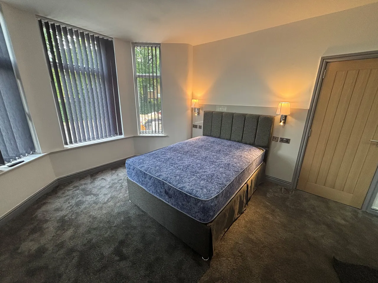 1 bed house to rent — Kennerley Road SK2