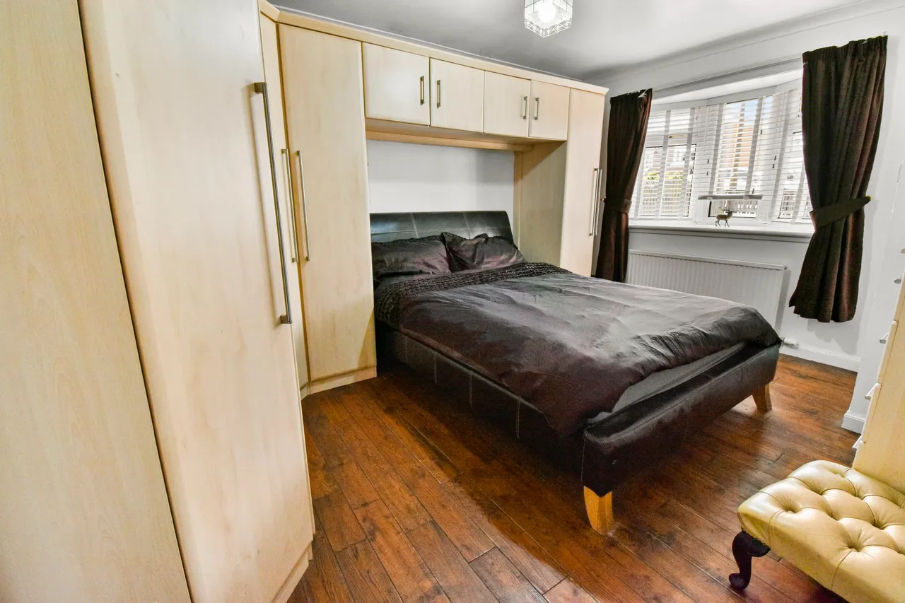 Harthill Road, Bathgate, photo 10
